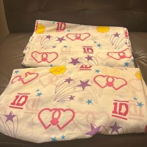 One direction twin sheet set.